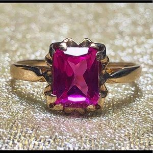 Edwardian 10k YG Pink Sapphire Solitaire Ring